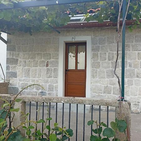 Вилла Rustic Stone House Бар Экстерьер фото